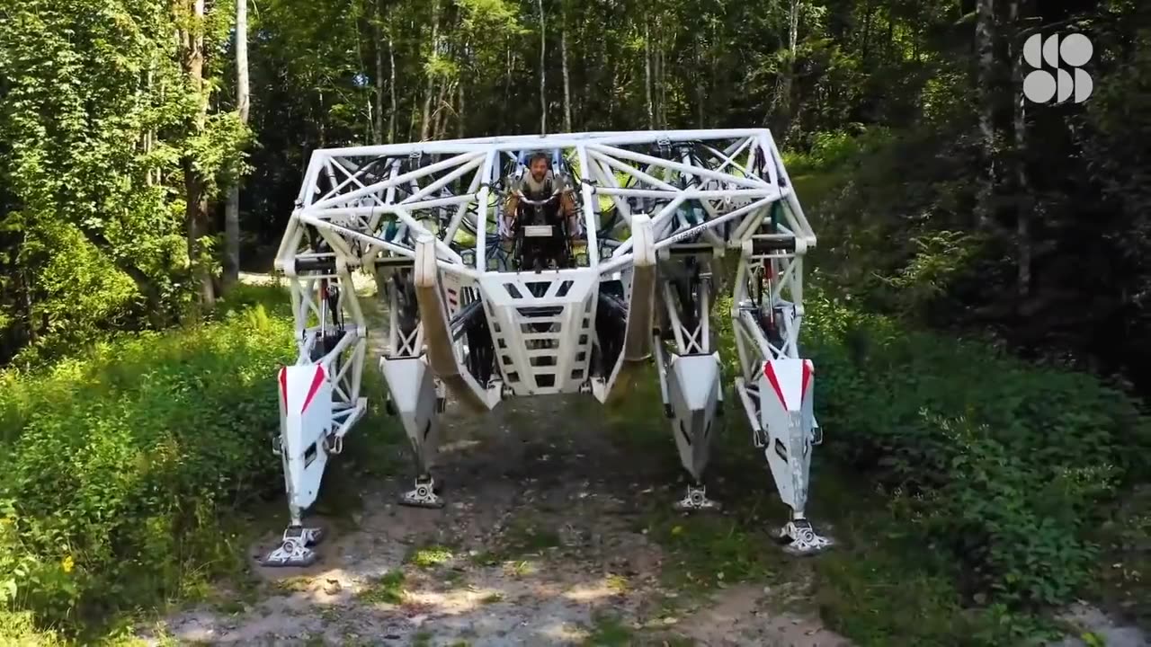 Prosthesis is called 'the anti-robot' because it has no automation and is 100% controlled