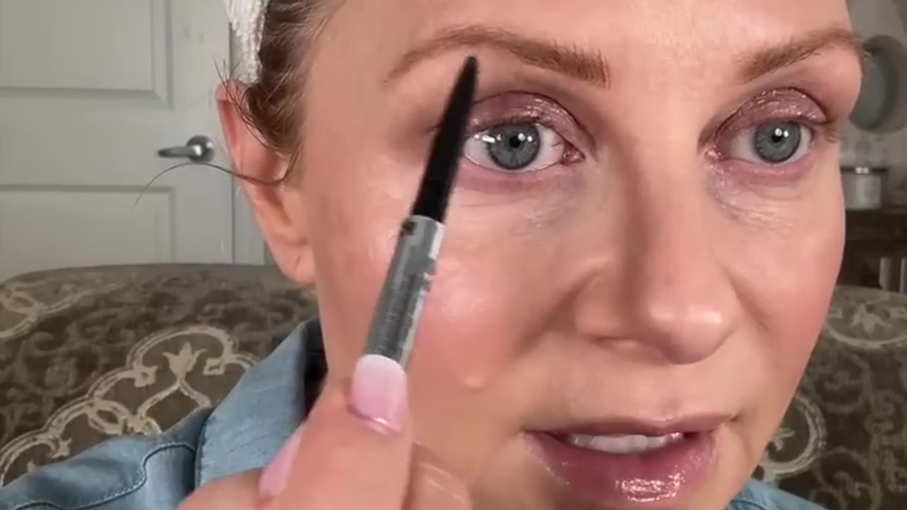 My Quick & Easy Natural Makeup Routine for Mature Skin #over50