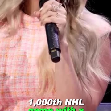 Carrie Underwood and Son Cheer on Mike Fisher’s 1000th NHL Game in Nashville - WorldEye