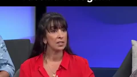 Covid vaccine injured music photographer: Michelle Hunder on Australian TV