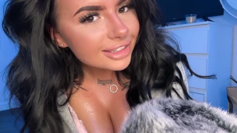 Asmr kisses and wet mouth sounds