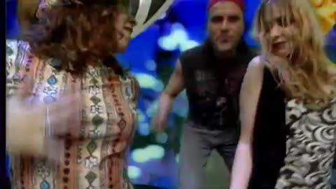 Oasis Tv Debut - Supersonic (Live The Word 1994)