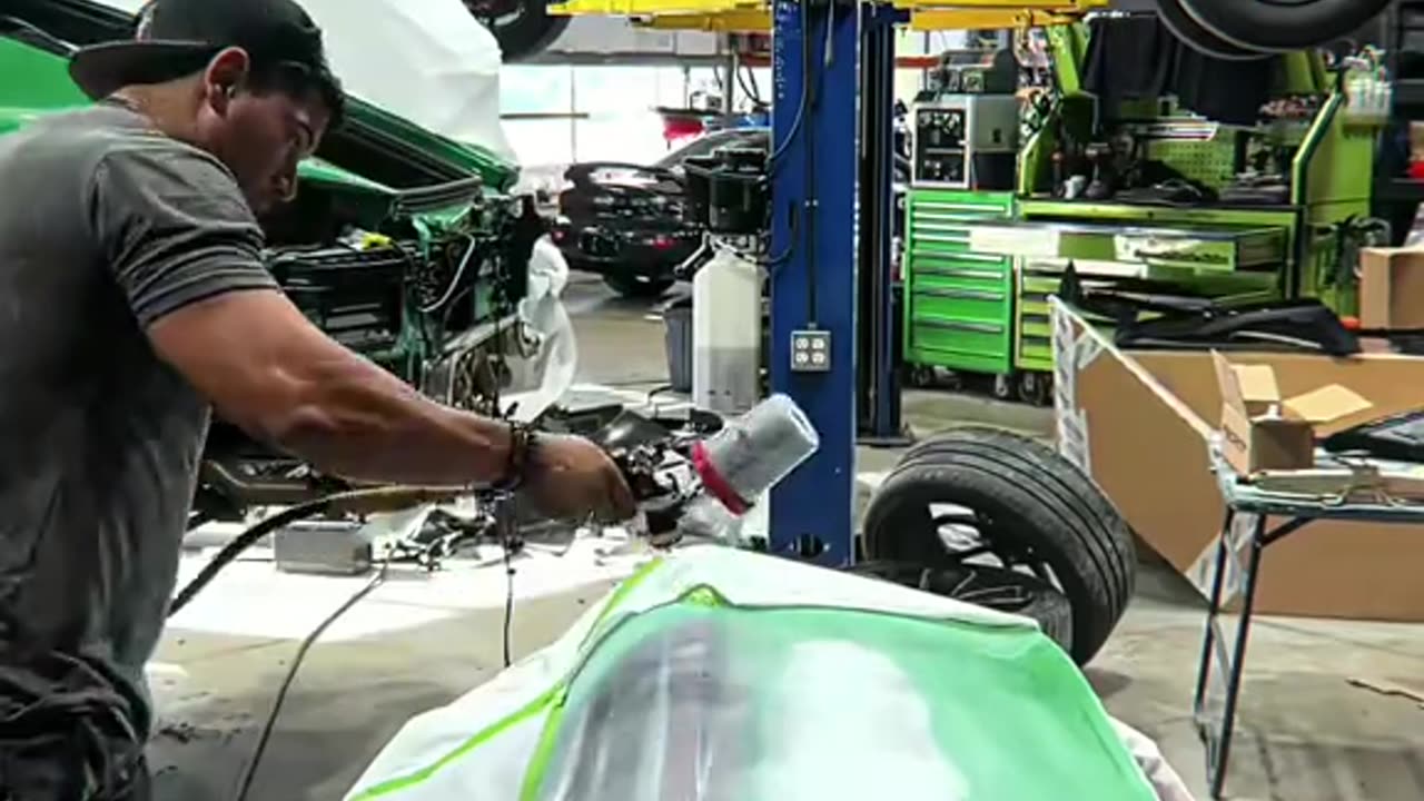 Reconstruyendo un Porsche GT4... #porsche #gt4 #car