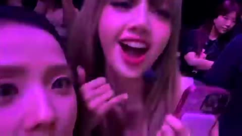 Blackpink Enjoying APT. During deadline tour