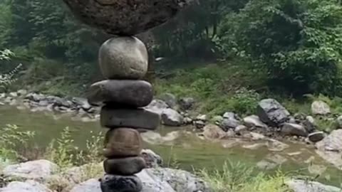 Nature's Zen: The Art of Stone Balancing 🧘‍♀️🪨
