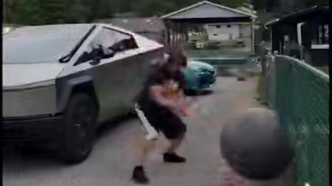 Man with axe🪓 vs Yoga ball 🎾🤦‍♂️
