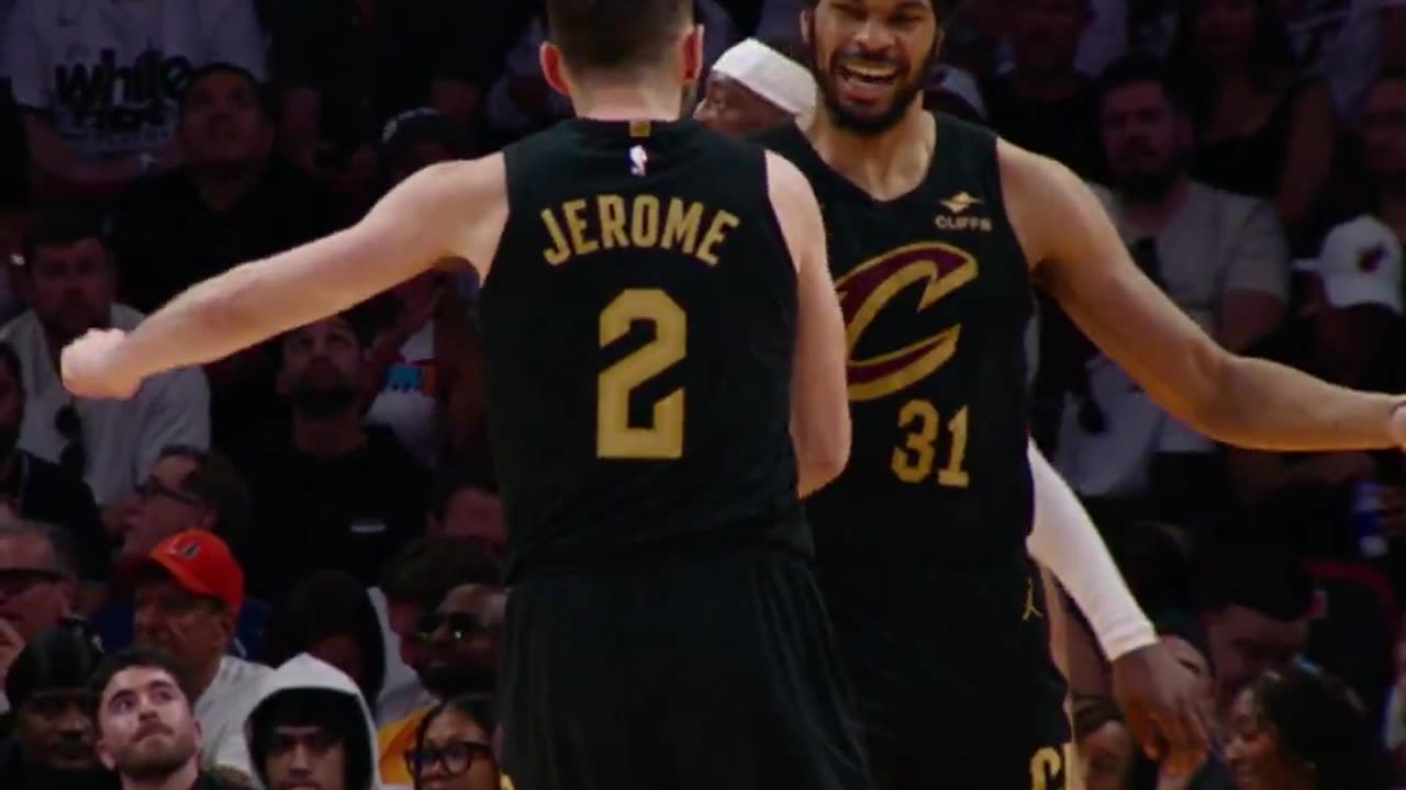 NBA - Jerome ➡️ Allen for the JAM!