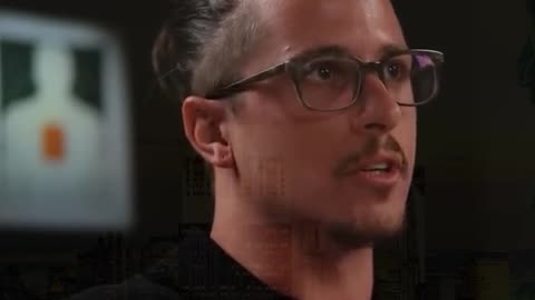 Former CIA Officer - This is why politicians and police forces...