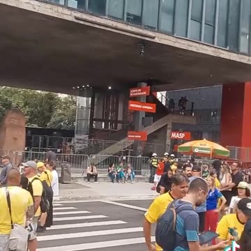 Manifestação pela ANISTIA em 06 de abril de 2025 na Avenida Paulista