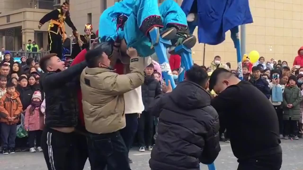 Stepping on Stilts