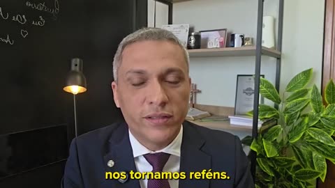 BRAZIL HAS FALLEN! - A message to the world from a brazilian congressman O Brasil caiu! Uma mensagem para o mundo de um deputado brasileiro
