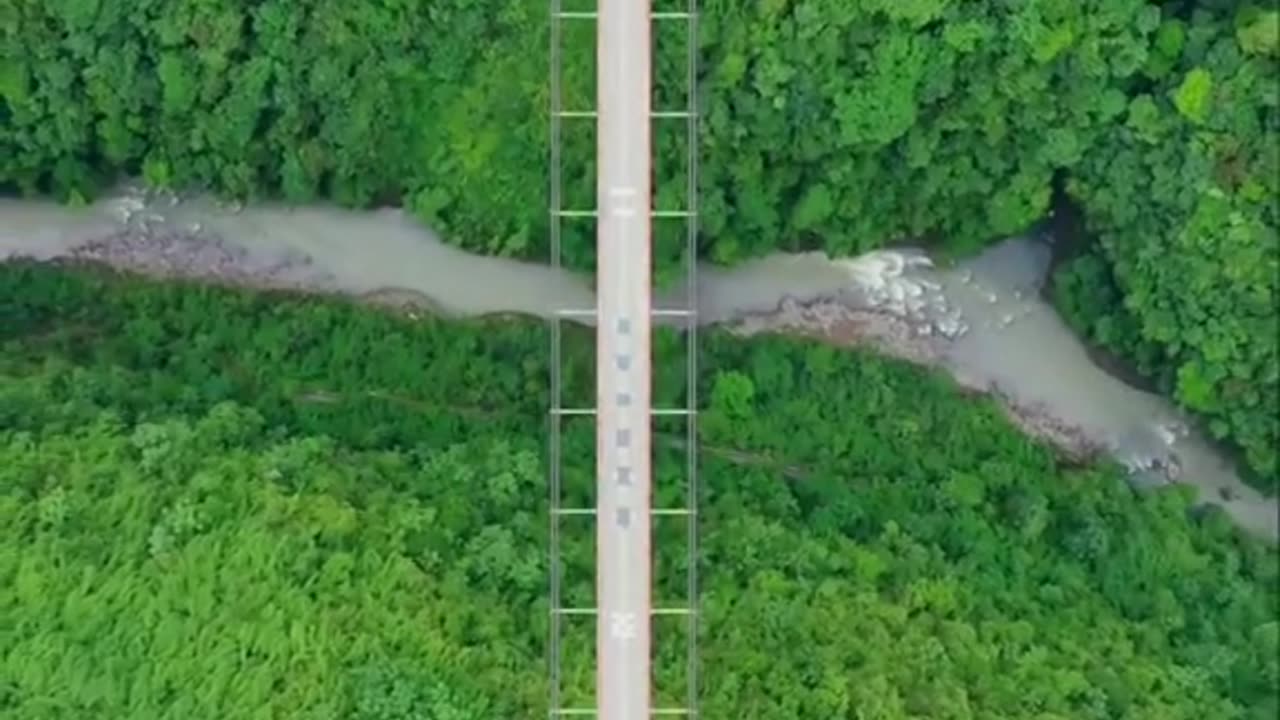 A very thrilling bridge in china