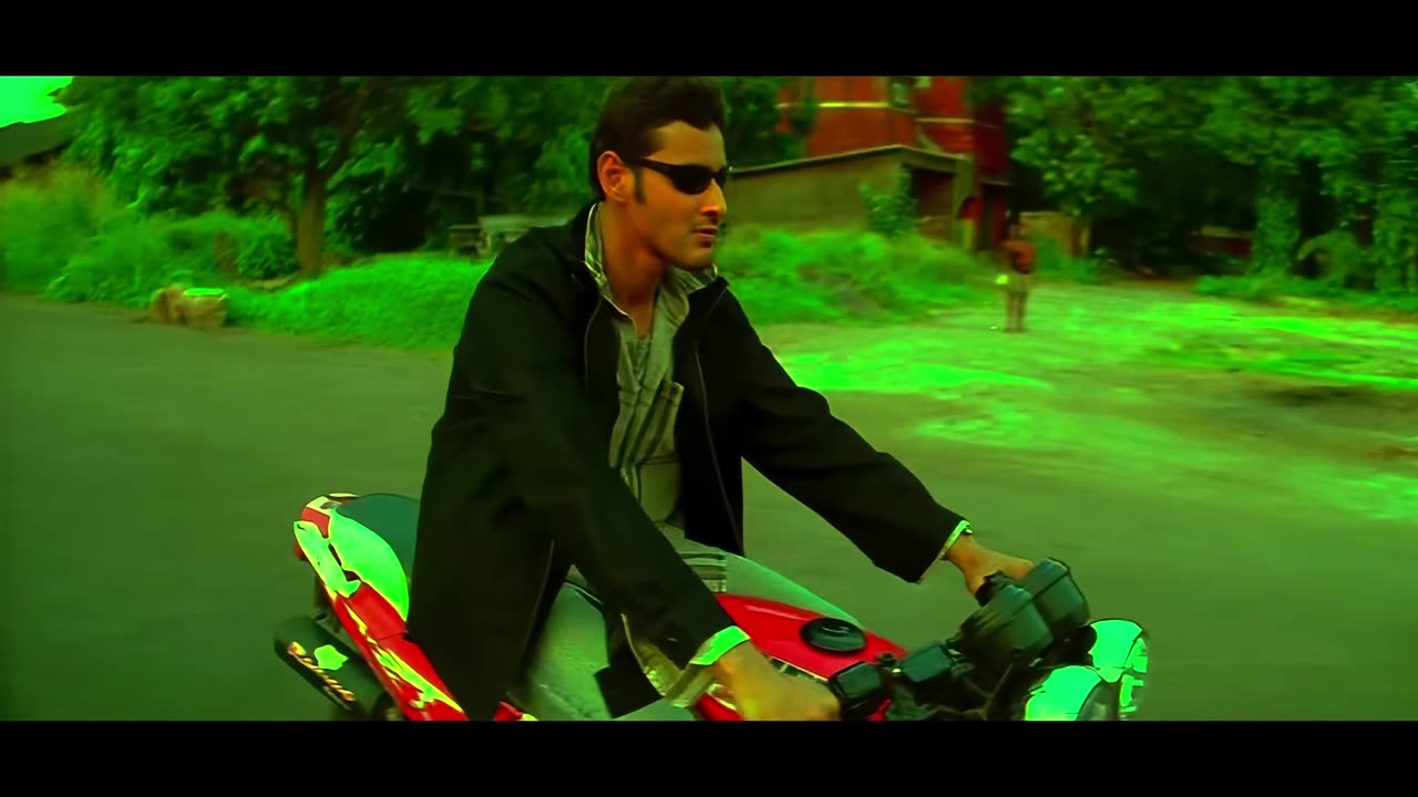 Adaraku ( Athadu Title ) 4K HDR Video Song _ Athadu Movie _ Mahesh Babu _