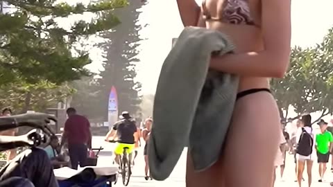 Not real, she lost her fingers 🤣 #prank #funny #fun #mahdi_fun #shorts #viral #explore #cowboy