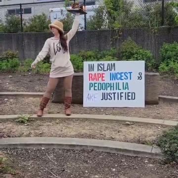 🚨A woman burns the quran in protest to everything