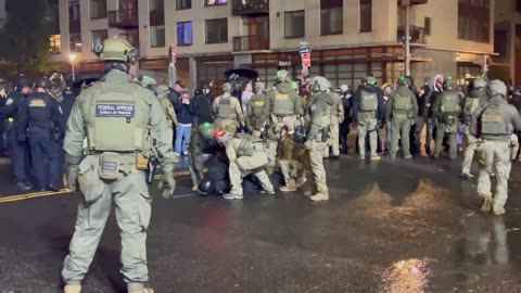 NEW: Federal Police Arrest several Antifa Militants Last Night at ICE Portland Facility