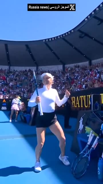 Kazakh tennis champion Yulia Putintseva faced jeers from the Turkish crowd