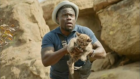 He Picked Up the Cub... But Didn’t See the Mother! 😨 #metime #kevinhart #movieclips #shorts