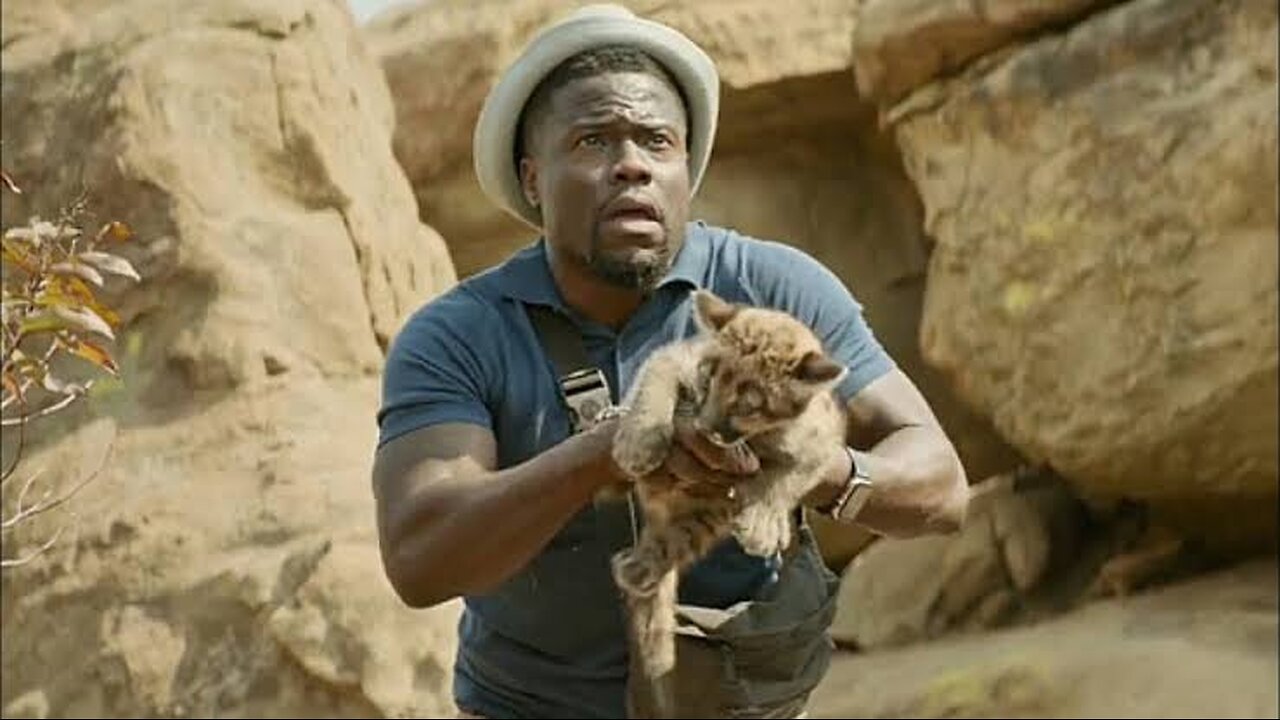 He Picked Up the Cub... But Didn’t See the Mother! 😨 #metime #kevinhart #movieclips #shorts