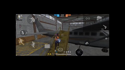 hello guys, I'm a new plyer 🥰🥰 and I'm girl gamer please sports teams