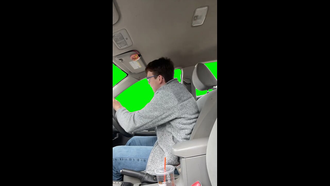 Fake Car Wreck | Green Screen