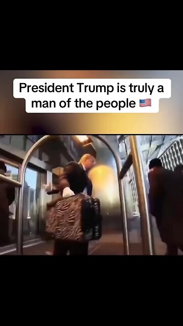 President trump working in one of his hotels 🏨