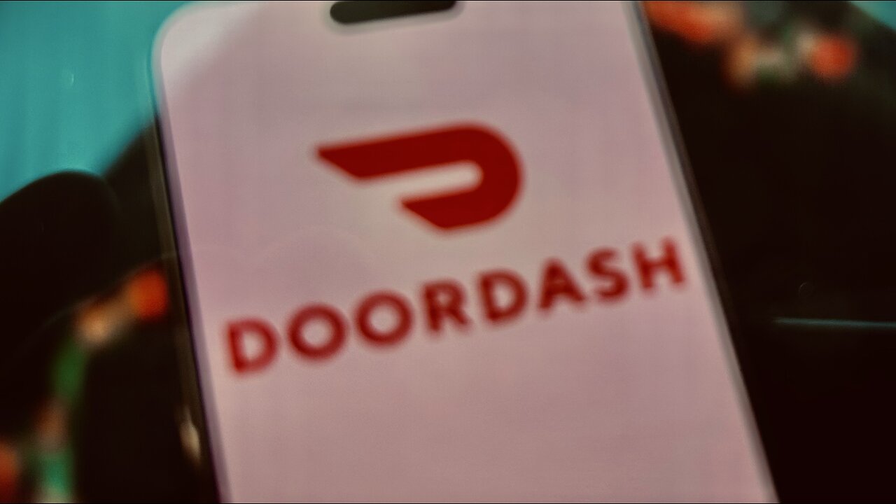 Dash & Chat Rumble watch