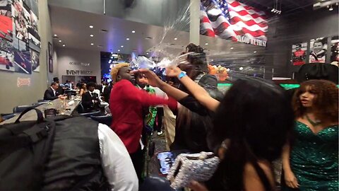 Dabo's Ex-Girlfriend Aya THROWS Water at Him at Streamer Prom