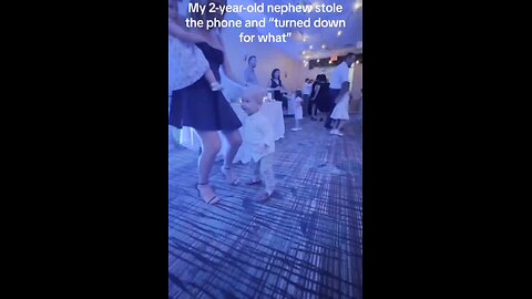 Baby reached ultimate toddler happiness / Bebê demonstrando toda a felocidade de uma criança