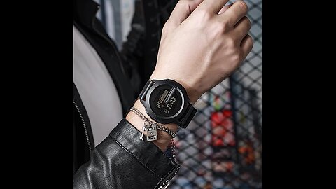 Waterproof And Shockproof Fashionable Sports Smartwatch