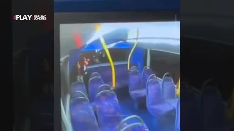 Pareja sorprendida en pleno acto en un Autobús de Londres