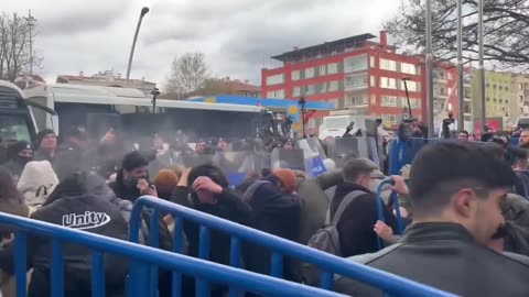 🇹🇷 Protests continue in Türkiye, and a mass brawl broke out in parliament.