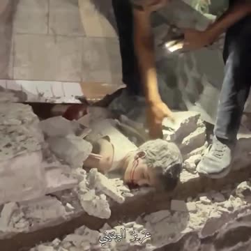 Gaza | A child was rescued from the rubble of a residential apartment