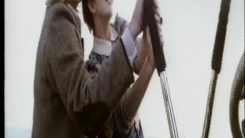 Kate Bush - Cloudbusting
