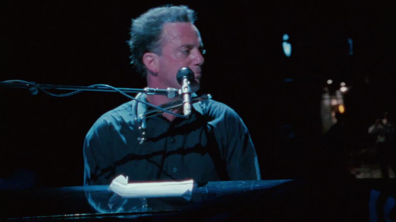 Piano Man - Billy Joel (live)