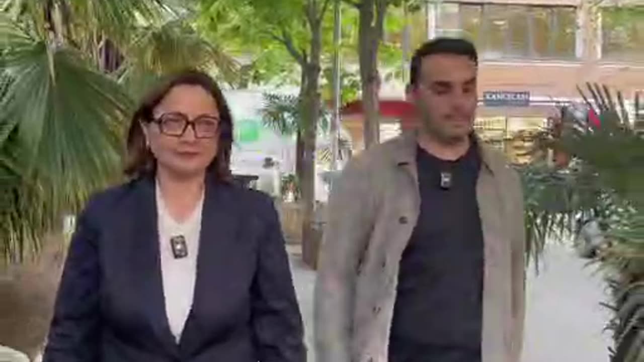 Dhurata Çupi dhe Belind Këlliçi takime me qytetarët në Tiranë