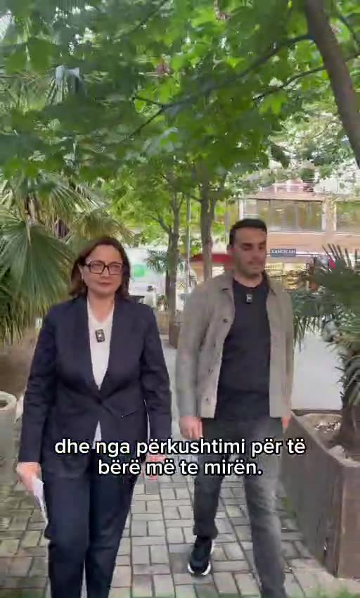 Dhurata Çupi dhe Belind Këlliçi takime me qytetarët në Tiranë