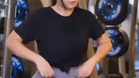 Workout: Woman at the Gym Full video watch end 🔥🔥🔥