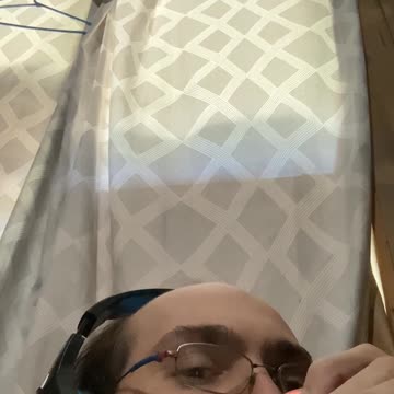 Jake’s Powerade extra sour peach pucker taste test