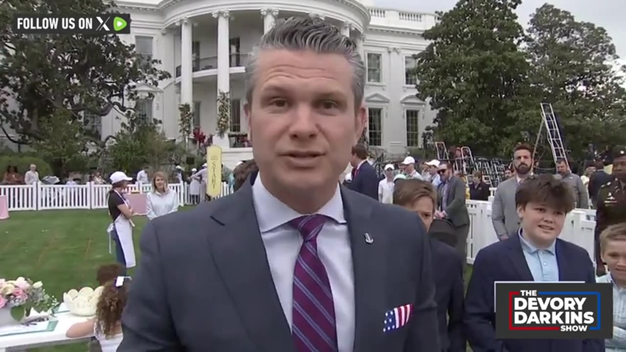 Trump SHUTS DOWN media as Democrats turn on each other - DeVory Darkins