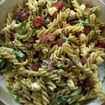 The best summer side dish for barbecues & picnics. 🥗☀️