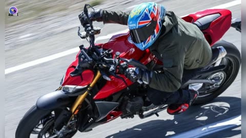 2025 Ducati Streetfighter V2 S Review – The Most Fun Ducati Ever?