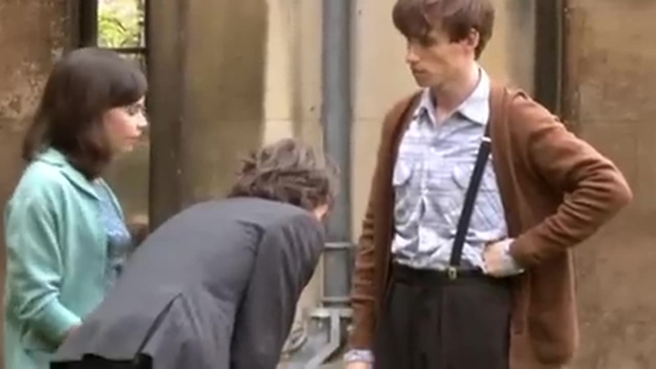The Theory of Everything Extras - Becoming the Hawkings