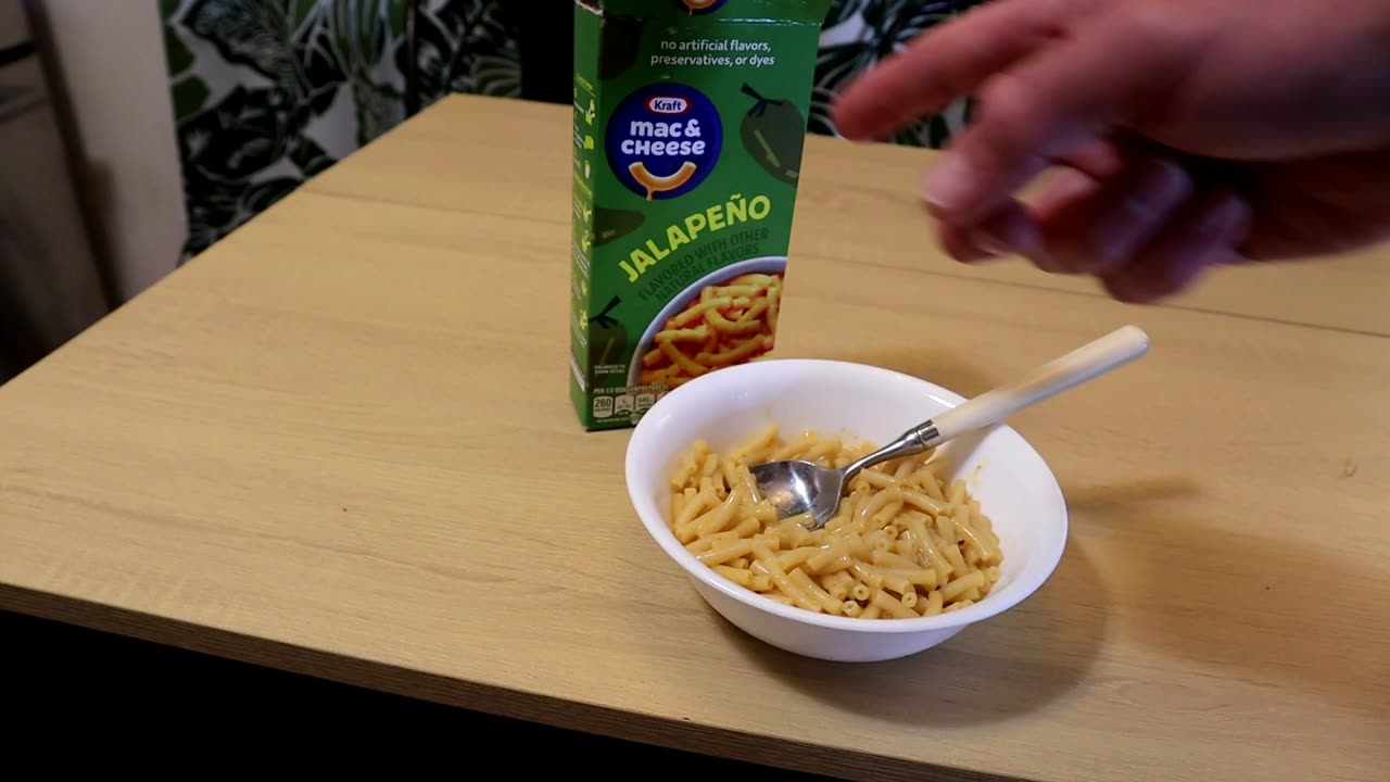 Kraft Mac And Cheese Jalapeno Flavored Taste Test Review