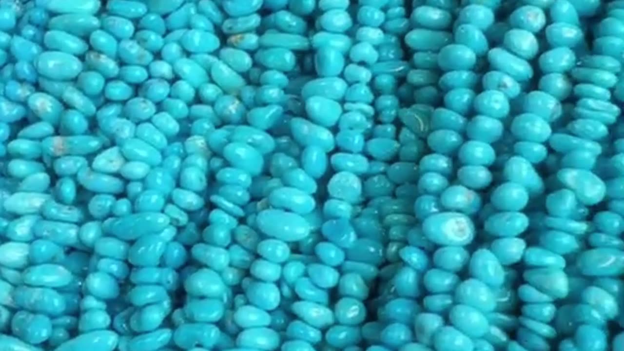 250320-6 Sleeping Beauty turquoise nugget bead string.