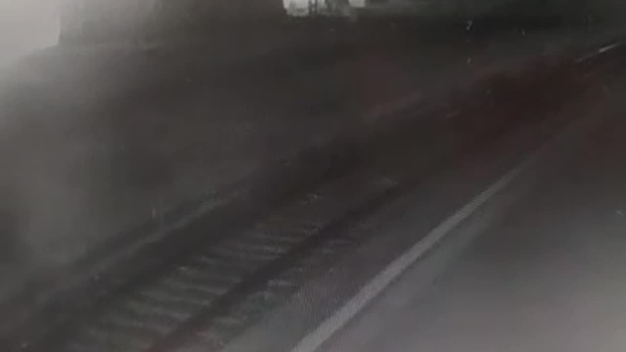 💥 Kuteynikovo, Rostov region, moment of strike on substation.