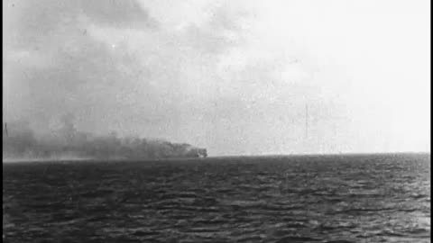 BURNING OF USS WASP & RESCUE OF SURVIVORS - BURNING OF USS WASP & RESCUE OF SURVIVORS - 428-npc-1764