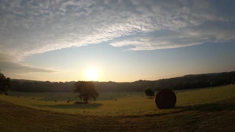 Sun ☀ Rise 8 4 25 55f/13c