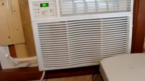 10,000 btu soleus air -- air conditioner