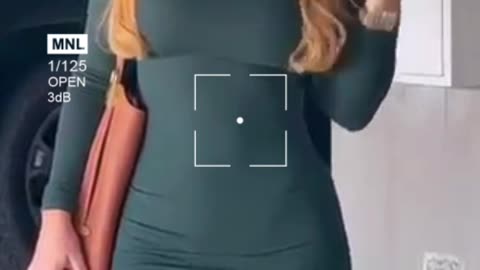 How to Rock a Green Dress at the Office Like a Boss!"